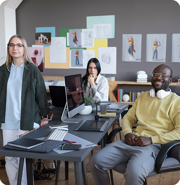 EQUIPE TRABALHANDO NID DIVULGAÇÕES